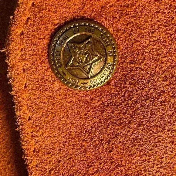 Mine & Bill’s outfitters vest used - Picture 2 of 12